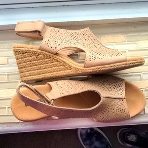 Clark's Lafley Rosen Leather Wedge Sandals